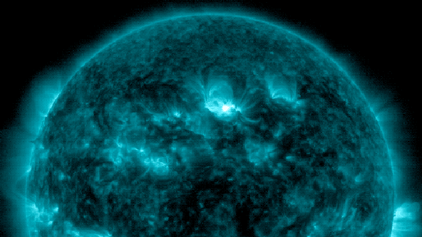 Solar flare could disrupt communications, produce northern lights