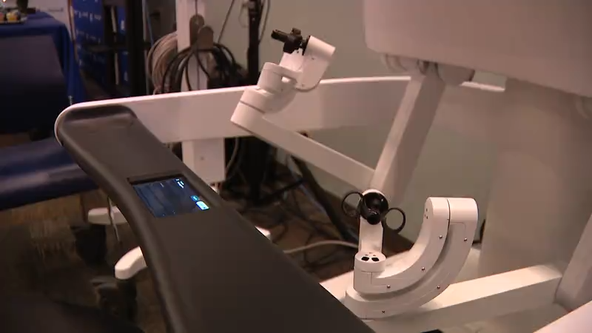 Tacoma hospital unveils groundbreaking surgical robot