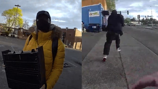 VIDEO: 2 arrested after walking out of Seattle store with cash register