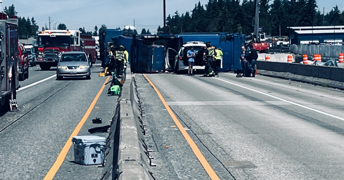 Semi rollover crash blocks I-5 in Kent | FOX 13 Seattle