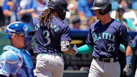 Rodríguez hits tiebreaking single in 3-run 10th as Mariners outlast Royals 6-5 to avoid 1st sweep