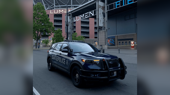 Man killed, teen girl injured in 2 separate South Seattle overnight shootings