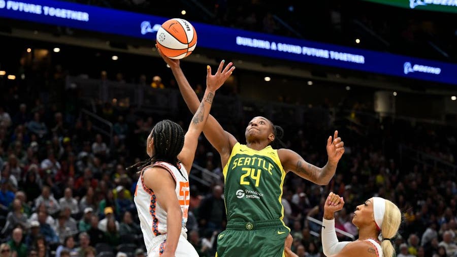 Jewell Loyd scores 16 points as Seattle Storm beat Sun 72-61