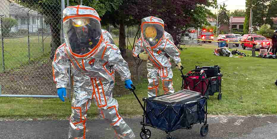 kent-hazmat.jpg?ve=1&tl=1