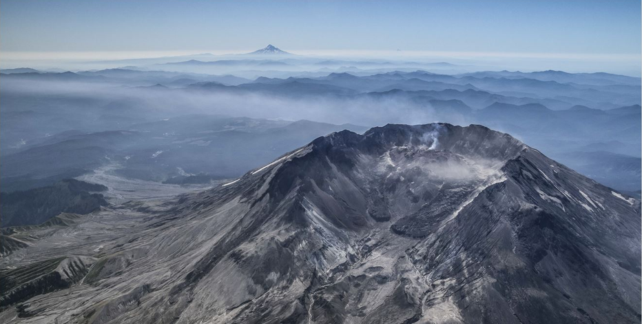 WA's Mt. St. Helens hit with hundreds of mini earthquakes