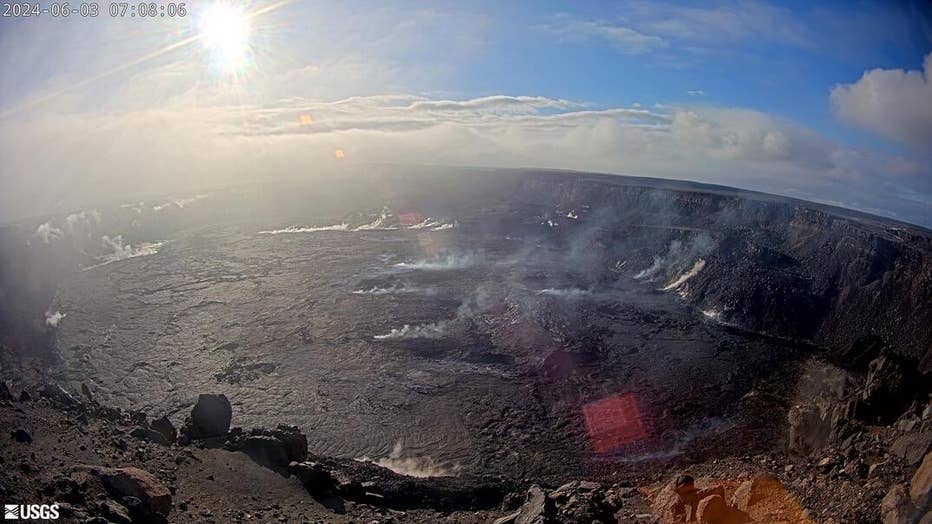 volcano erupting photo