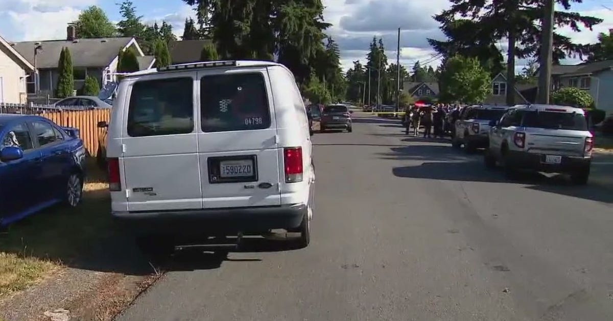 Man shot, killed in Lakewood, Tacoma Police investigating | FOX 13 Seattle