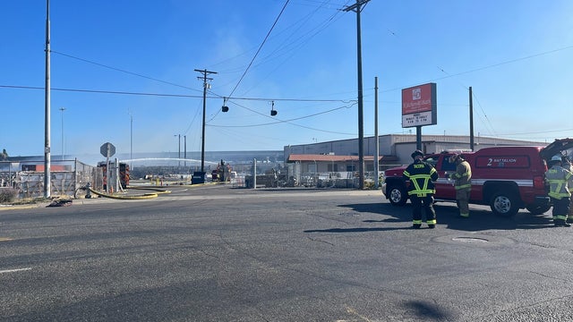 Pallets of countertop materials burn in fire at Tacoma business