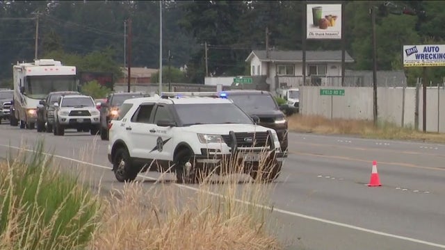 Suspect killed after firing shots at WA troopers on I-5