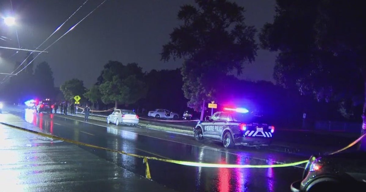 Seattle police investigate homicide after man shot, killed | FOX 13 Seattle