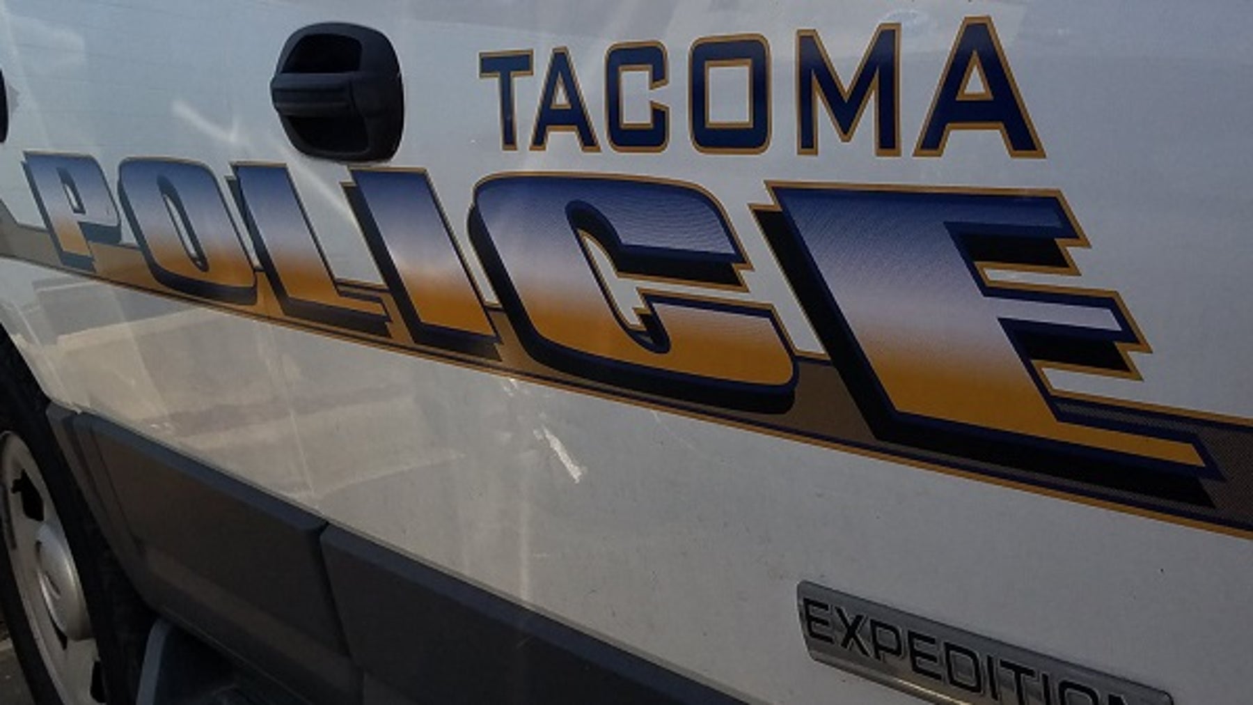 Armed man arrested after hours-long standoff at Tacoma, WA mosque