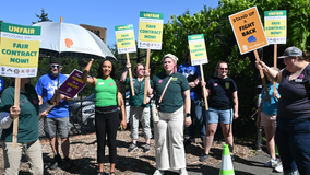 Workers reach tentative agreement with Seattle's Woodland Park Zoo