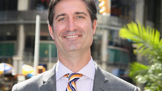 Starbucks replaces its CEO with Chipotle CEO Brian Niccol