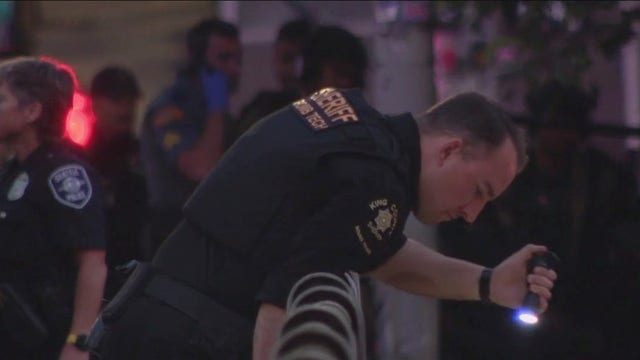 $100K bail for man accused of throwing Lime Scooter onto I-5 in Seattle