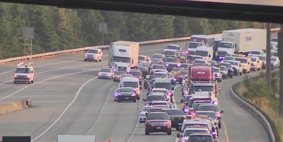 Major backups on I-5 in Everett after deadly crash