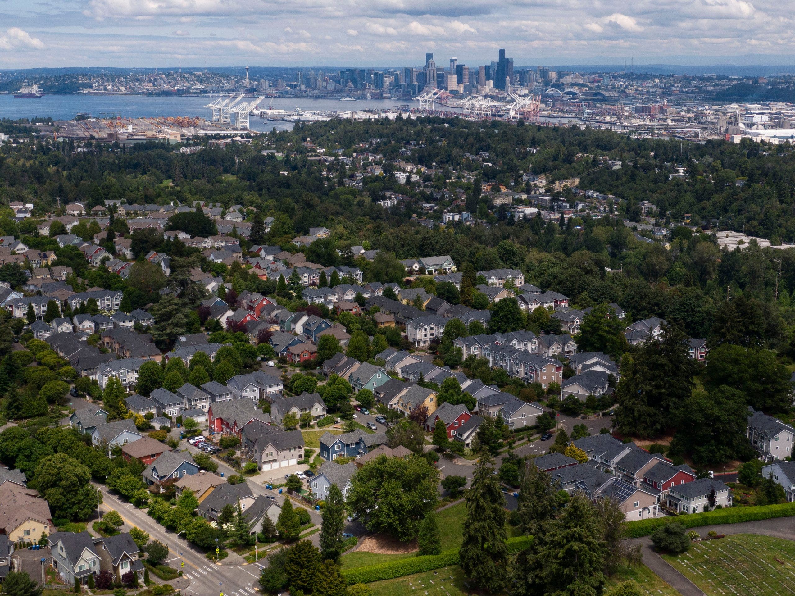 Seattle home listings jump again as prices soften statewide