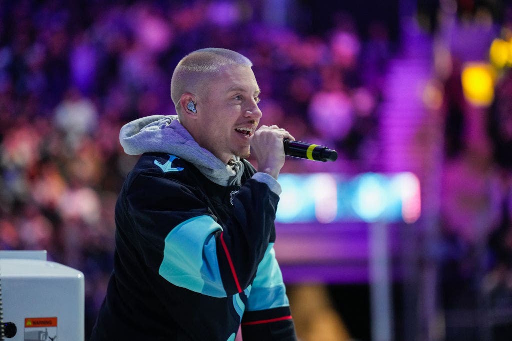 Seattle Mariners condemn Macklemore’s ‘F— America’ comments | FOX 13 ...