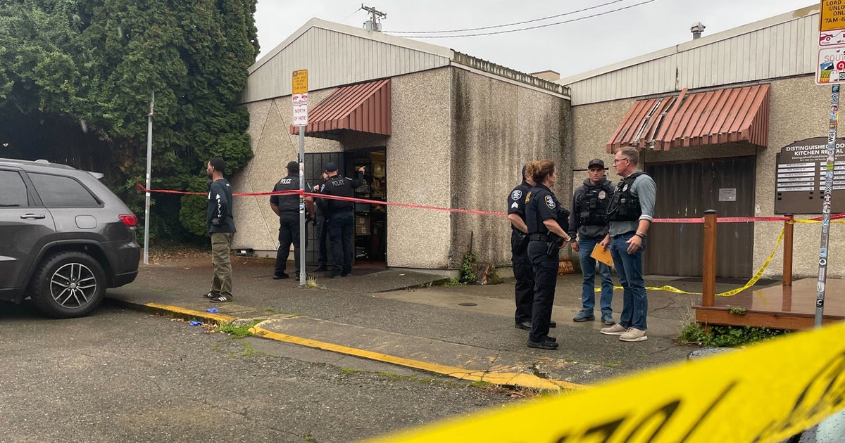 Police search for shooting suspect in West Seattle | FOX 13 Seattle