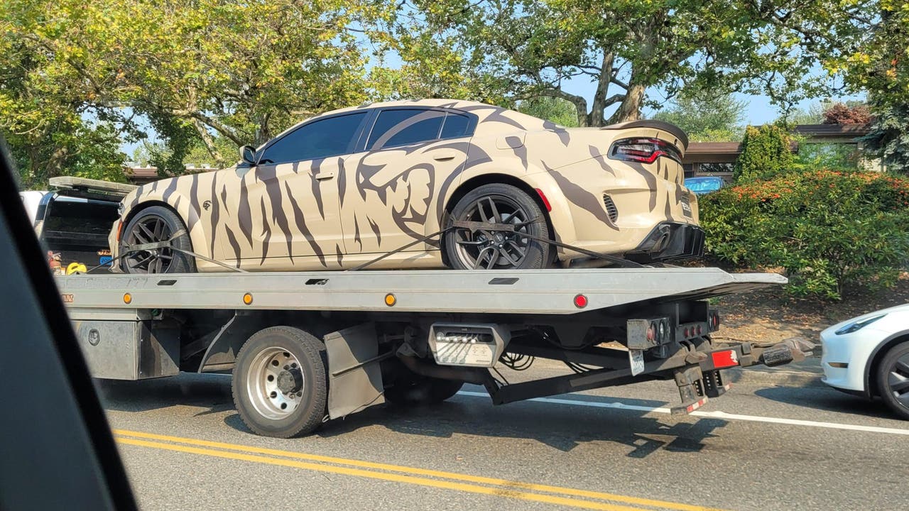 'Belltown Hellcat' spotted on tow truck in Kent: Reddit