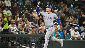 Nathaniel Lowe plates winning run as Rangers beat Seattle Mariners 5-4