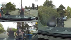 Video captures Seattle police chase, foot pursuit of 5 teens in stolen cars