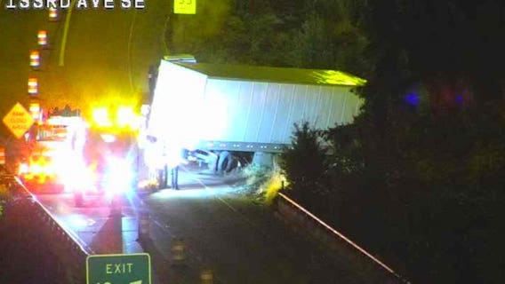 Ramps from westbound I-90 to I-405 in Bellevue reopen after semi crash