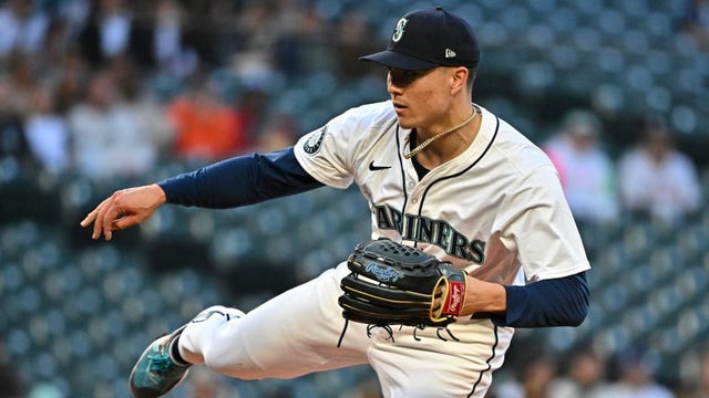 Bryan Woo carries perfect game into 7th as the Seattle Mariners top the Padres 5-2