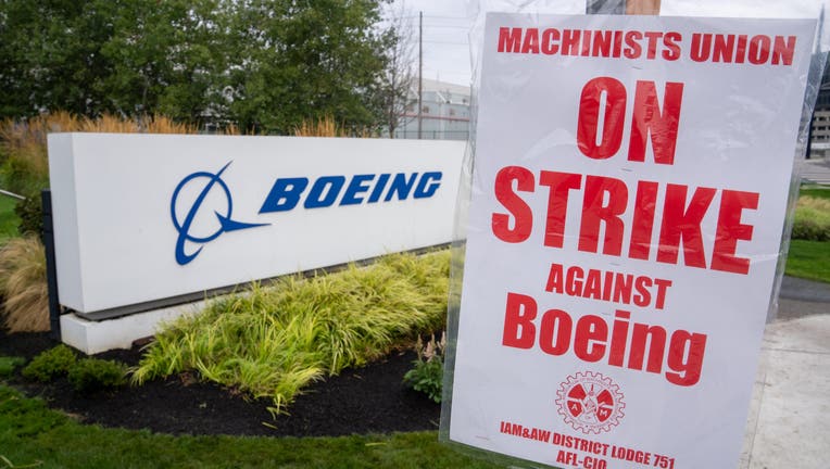 Boeing strike sign