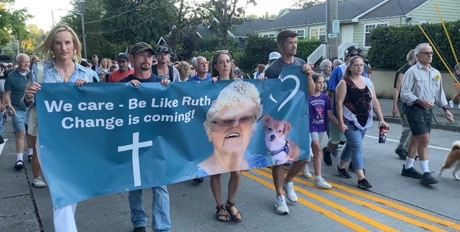 Hundreds pay tribute to grandmother killed in Seattle carjacking