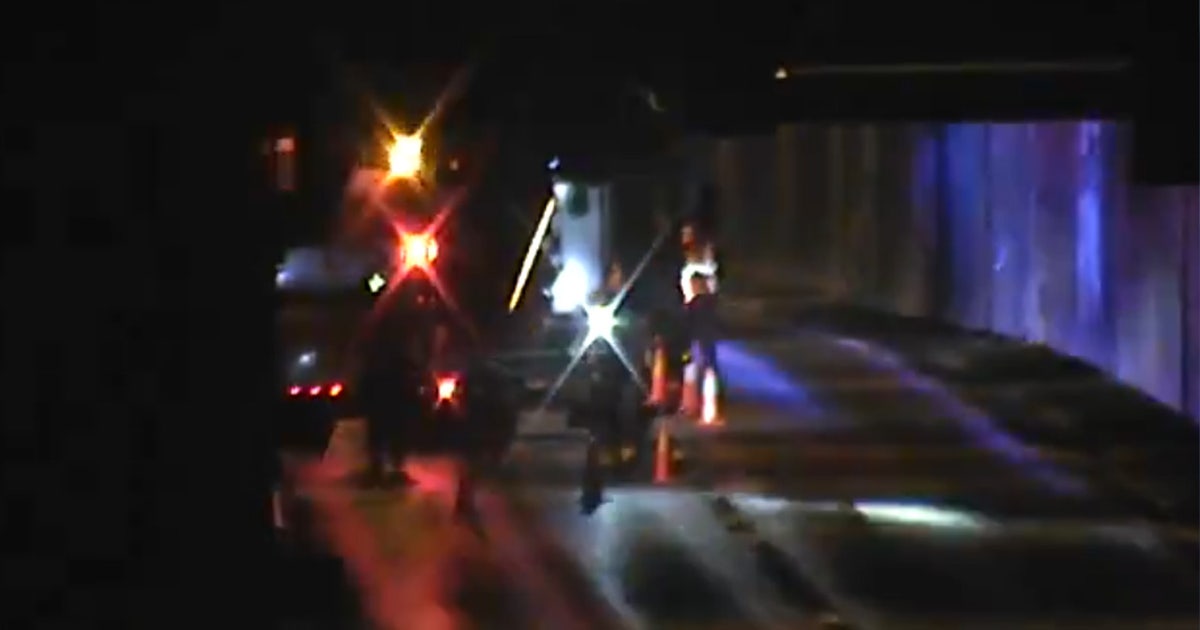 Man struck and killed while walking on I-5 in Seattle | FOX 13 Seattle