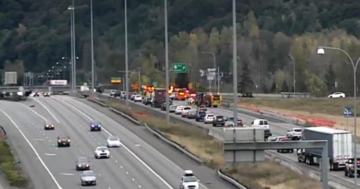 Deadly motorcycle crash investigation shuts down SR 167 south | FOX 13 ...