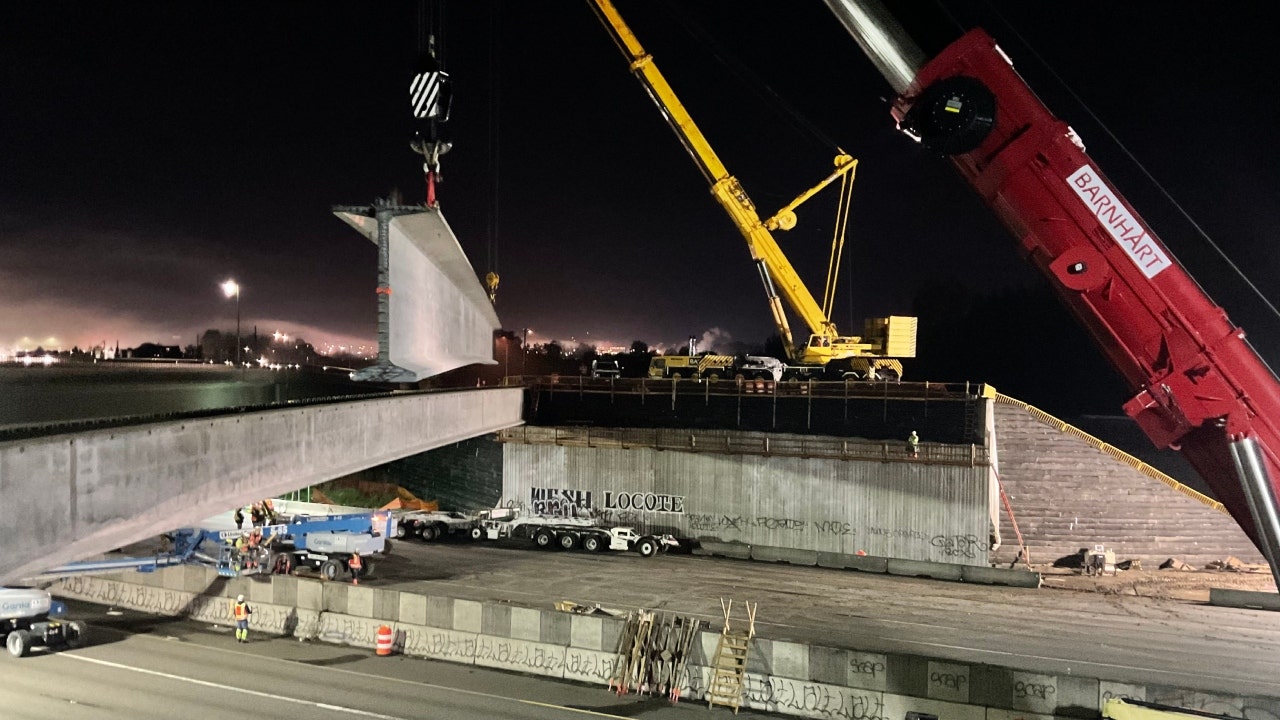 【US11(21.5)】WITH  BRIDGES Lane reopening delayed in Florida's Jupiter US-1 Bridge project