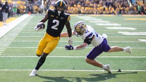 Washington Huskies fall to Iowa Hawkeyes in rare matchup