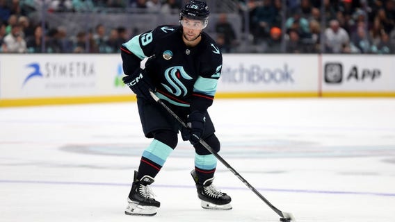 Zack Bolduc scores twice as the Blues beat the Kraken 7-2