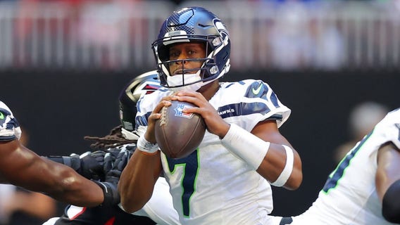 Smith throws 2 TDs, Seattle Seahawks defense shines in a 34-14 win over Falcons