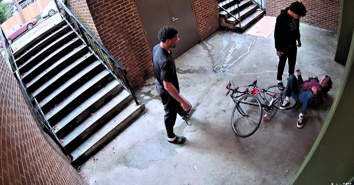 VIDEO: UW football players assault bicyclist in Seattle | FOX 13 Seattle