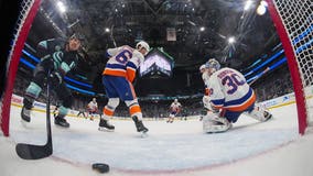 Jamie Oleksiak's goal gives Seattle Kraken 4th straight win, 3-2, over Islanders