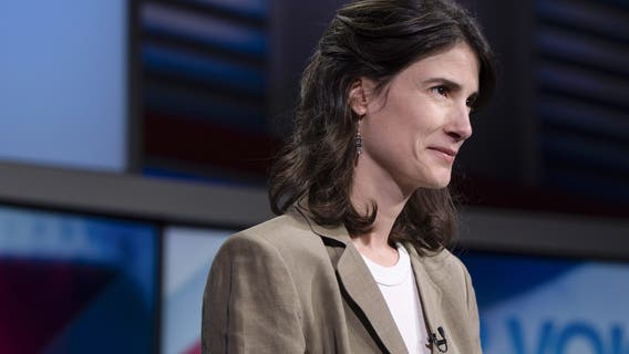 Democrat Marie Gluesenkamp Perez wins reelection in WA's tight 3rd District race