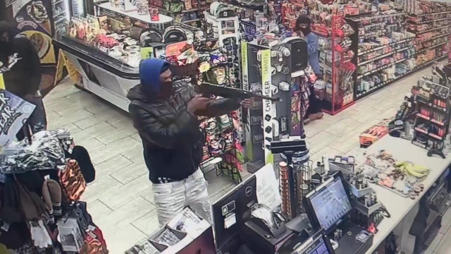 14-year-old among suspects arrested for string of armed Seattle robberies