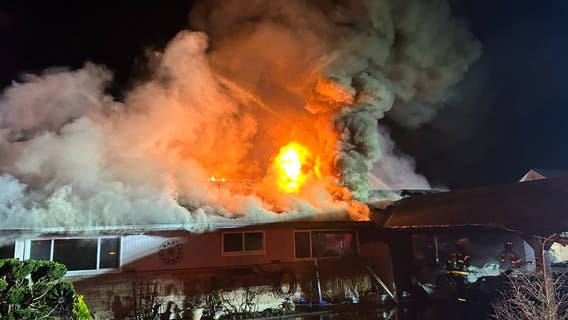 Snohomish Co. firefighters work to extinguish house fire