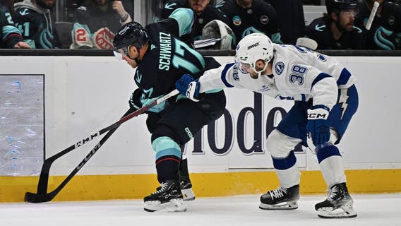 Brandon Hagel scores twice as Lightning beat Seattle Kraken 5-1