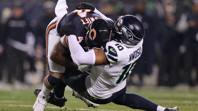 Defense shines with seven sacks for Seattle Seahawks in 6-3 win over Bears
