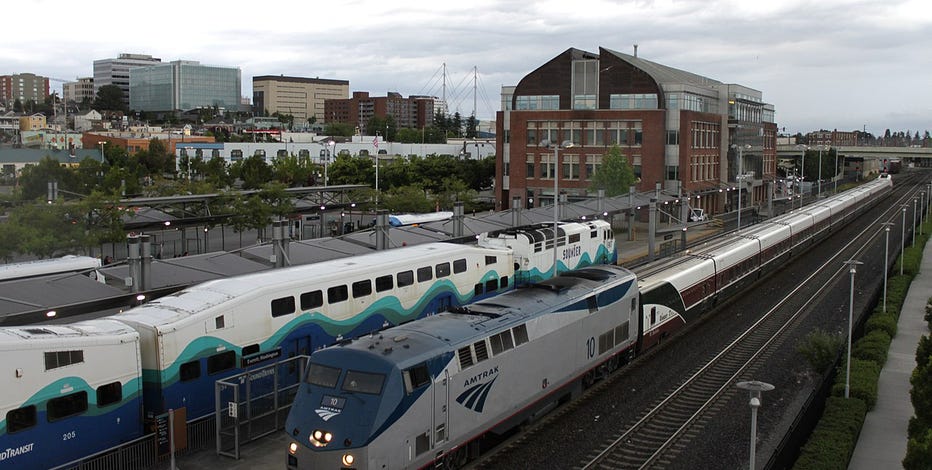 Amtrak temporarily suspends service between Seattle, Portland