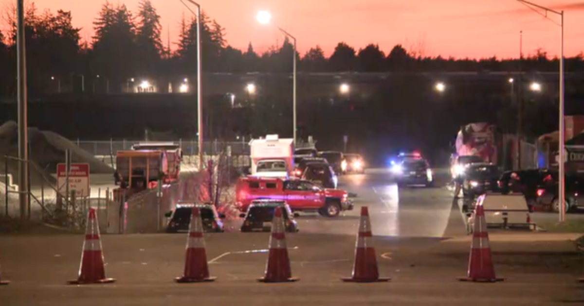 Man involved in Lakewood standoff hospitalized | FOX 13 Seattle