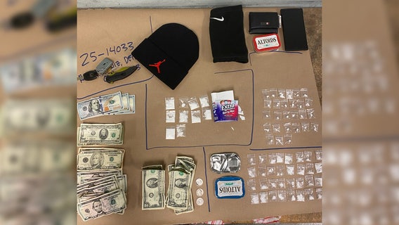 Seattle police chase down suspected drug dealer, seize fentanyl and knife