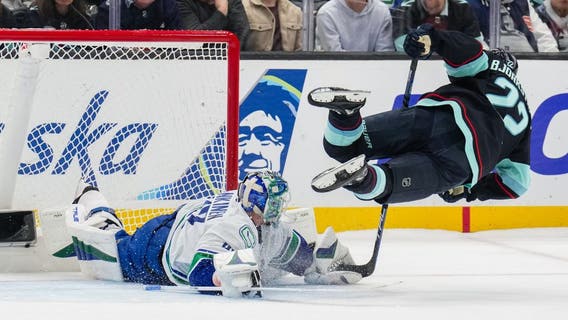 Seattle Kraken rally in third period, lose 4-3 to Canucks in shootout