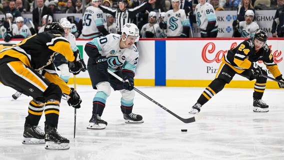 Seattle Kraken rally in 3rd period for 4-2 win over Penguins