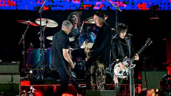 Nirvana reunites at FireAid with special guests for first show since 2018