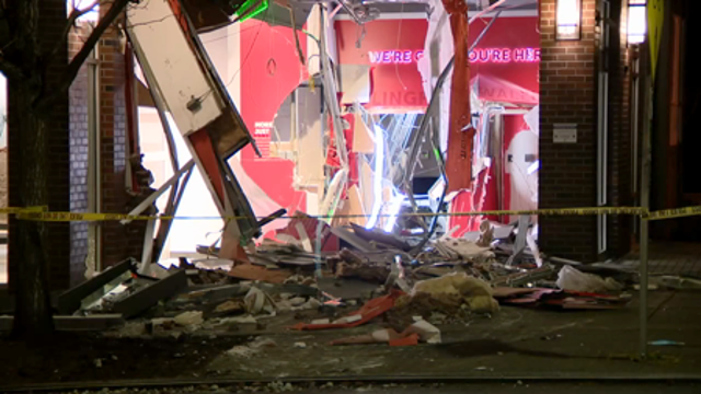 Suspects use stolen forklift in Seattle ATM theft