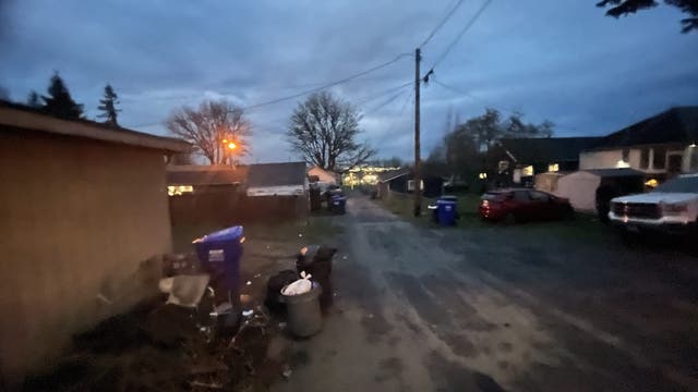 Neighbors recall hearing shots when man was killed near Everett park